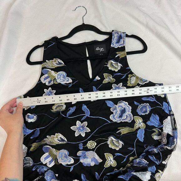 Beige by Eci Black Blue Embroidered Floral Sleeveless Dress - Picture 6 of 8